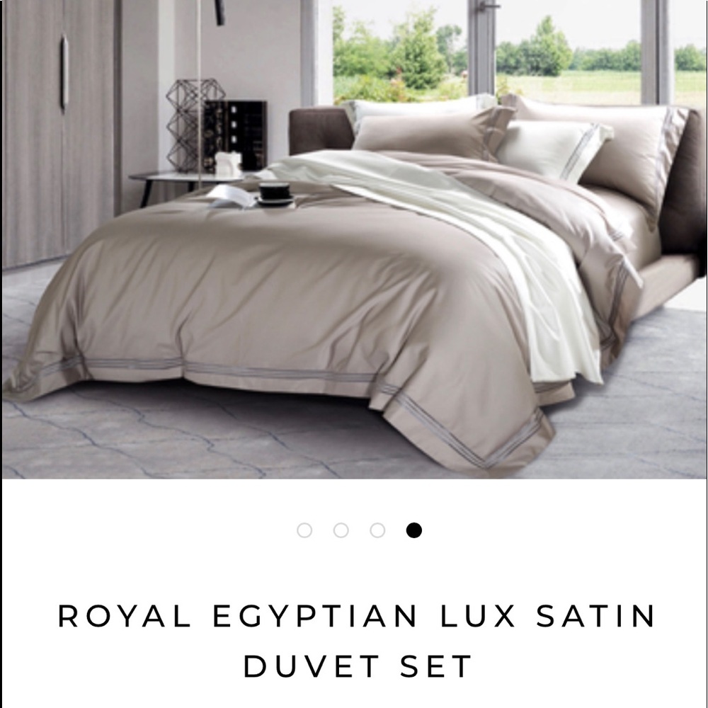Royal Egyptian lux Satin duvet with down